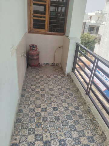 Balcony in 3 BHK Builder Floor at BPTP District 3, Sector 85 – for Sale