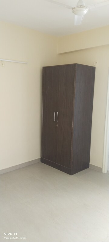 Room in 2 BHK Apartment at Shree Vardhman Mantra, Sector 67 – for Sale
