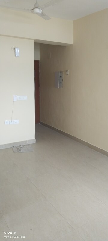Room in 2 BHK Apartment at Shree Vardhman Mantra, Sector 67 – for Sale