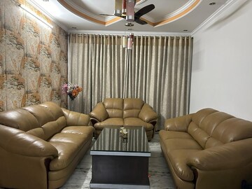 Living Room in 3 BHK Builder Floor at BP Homes, Sector 85 – for Sale