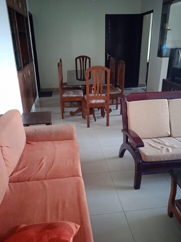 Master Bedroom in 3 BHK Apartment at Mahagun Mascot, Sain Vihar – for Sale