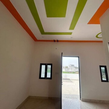 Room in 3 BHK Independent House at Khirwa Jalalpur – for Sale