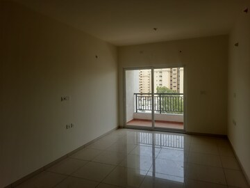 Room in 2 BHK Apartment at Vajram Newtown, Thanisandra Main Road – for Sale