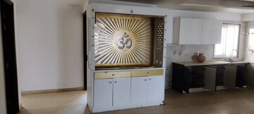 Furnished Amenities in 4 BHK Builder Floor at Empire Floors, Sector 57 – for Sale
