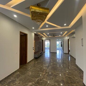 Building Lobby in 4 BHK Builder Floor at Uppal Southend, Sector 49 – for Sale