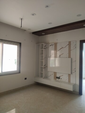 3 BHK Builder Floor For Sale in BPTP Parkland Pride, Sector 77