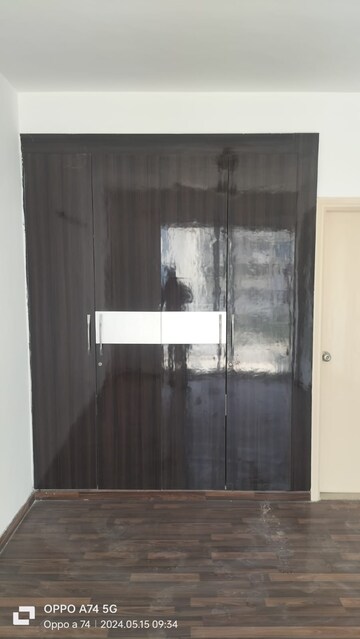 Furnished Amenities in 3 BHK Apartment at CHD Avenue 71, Sector 71 – for Sale