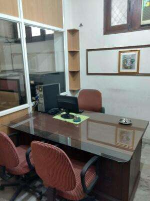 Commercial Office Space 350 Sq.Ft. For Rent in Laxmi Nagar Delhi  7149346