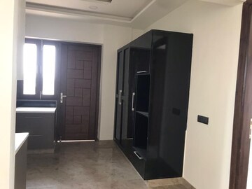 Building Lobby in 4 BHK Builder Floor at New Industrial Township – for Sale