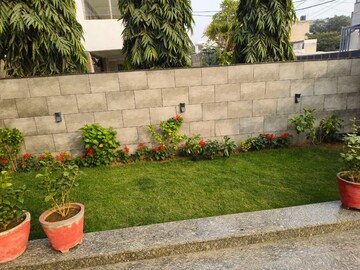 4 BHK Builder Floor – Garden View at New Industrial Township - for Sale