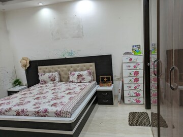 Bedroom in 3 BHK Builder Floor at SS Mayfield Gardens, Sector 51 – for Sale