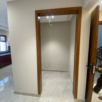 Study Room in 3 BHK Builder Floor at BPTP Parkland Pride Phase 2, Sector 77 – for Sale