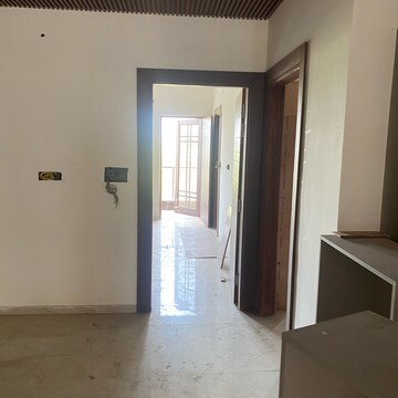 Living Room in 3 BHK Builder Floor at BPTP Parkland Pride Phase 2, Sector 77 – for Sale