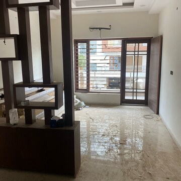 Living Room in 3 BHK Builder Floor at BPTP Parkland Pride Phase 2, Sector 77 – for Sale