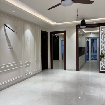 Room in 3 BHK Builder Floor at Sector 49 – for Sale