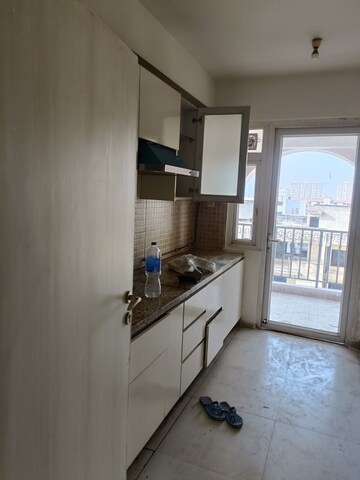 Kitchen in 3 BHK Apartment at DLF The Skycourt, Sector 86 – for Sale