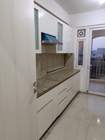 Balcony in 3 BHK Apartment at DLF The Skycourt, Sector 86 – for Sale