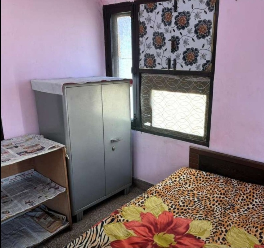 Rental 1 Bedroom 120 Sq.Ft. Builder Floor in Sector 32 Chandigarh 7150433