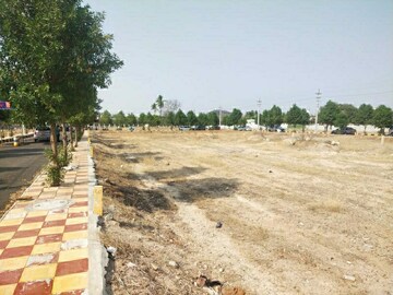  Plot For Sale in Yacharam