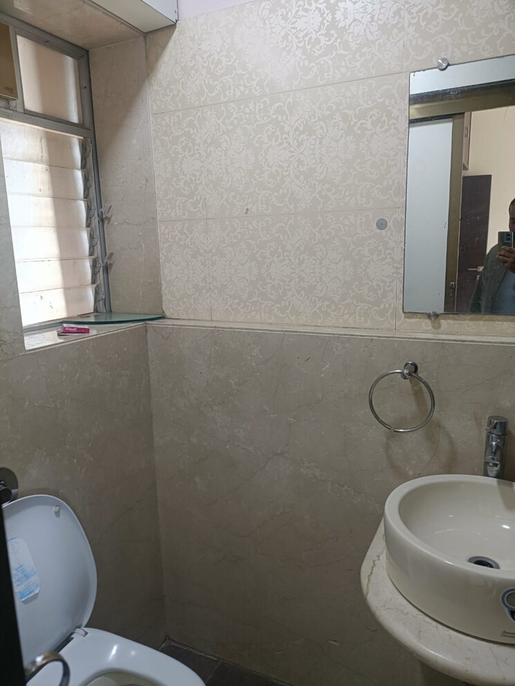 Bathroom, gundecha-symphony 2.5 Bedroom 1250 Sq.Ft. Apartment In Andheri West Mumbai 7150730