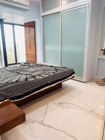 2 BHK Apartment For Rent in Nahars Everest Versova Mumbai  7150797