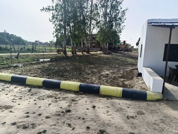 Plot – Exterior View View at Kisan Path - for Sale