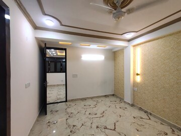 Room in 3 BHK Apartment at Vipul Greens, Sector 48 – for Sale