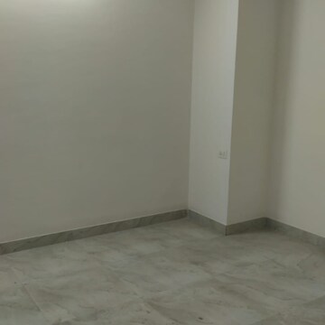 Room in 3.5 BHK Apartment at Valley Shilp, Kharghar Sector 36 – for Sale