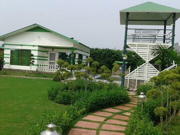 2.5 BHK Independent House – Garden View at Sector 135 - for Sale