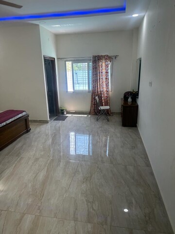 Room in 4 BHK Apartment at One Hiranandani Park, Ghodbunder Road – for Sale