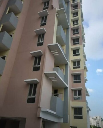 2 BHK Apartment – Exterior View View at Gomti Nagar - for Sale