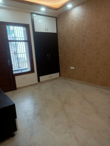 Room in 4 BHK Builder Floor at BP Homes, Sector 85 – for Sale