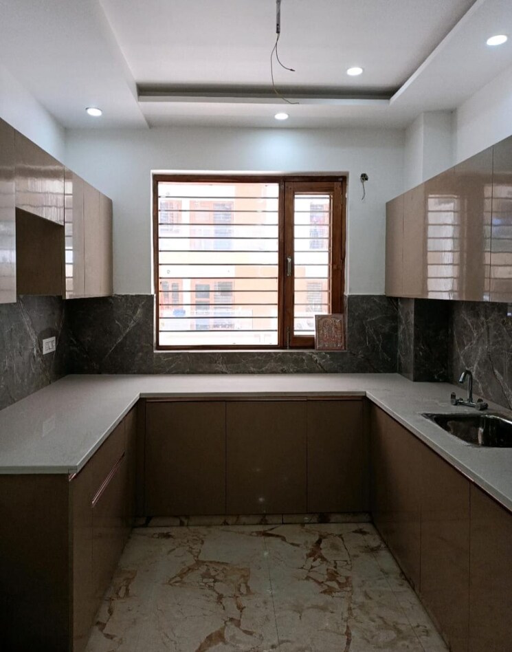 Kitchen, era-green-world 3 Bedroom 250 Sq.Yd. Builder Floor In Sector 8 Faridabad 7156015