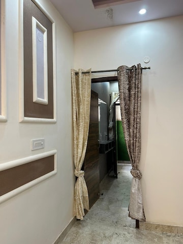 Building Lobby in 1 BHK Builder Floor at Sector 115 – for Sale