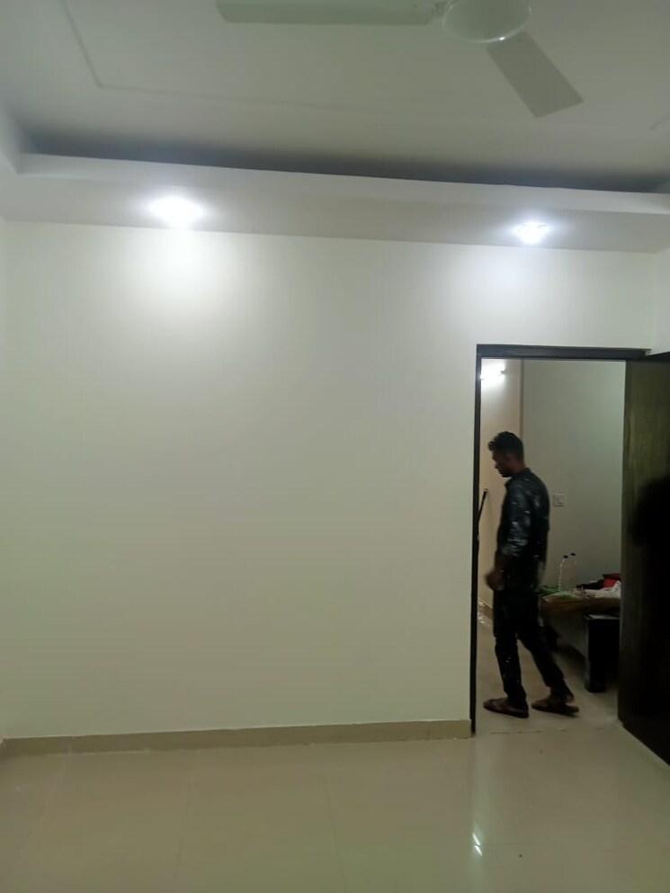 Room, unitech-the-residences-gurgaon 2 Bedroom 1060 Sq.Ft. Apartment In Sector 33 Gurgaon 7157996