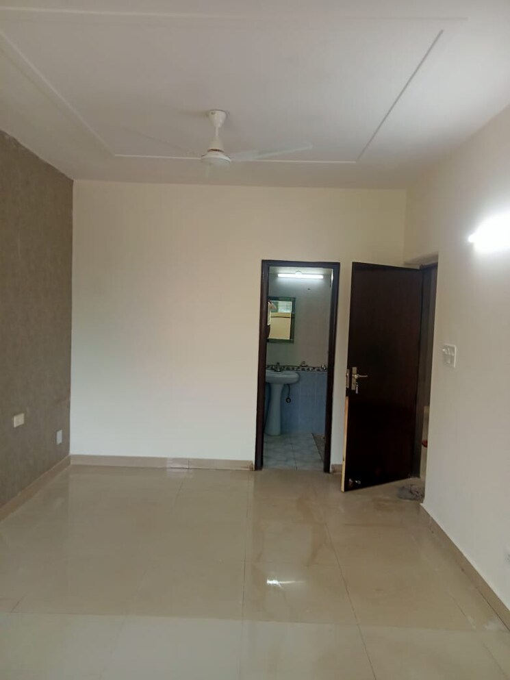 Room, unitech-the-residences-gurgaon 2 Bedroom 1060 Sq.Ft. Apartment In Sector 33 Gurgaon 7157996