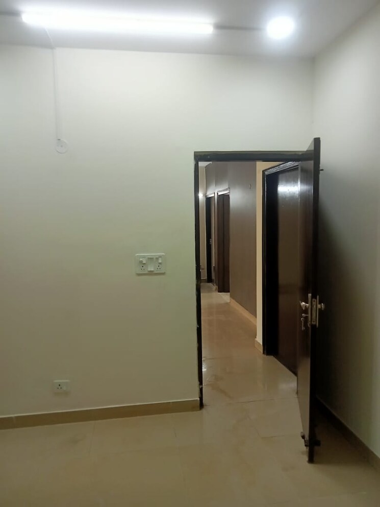 Room, unitech-the-residences-gurgaon 2 Bedroom 1060 Sq.Ft. Apartment In Sector 33 Gurgaon 7157996