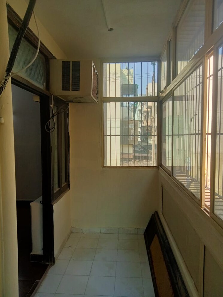 Kitchen, unitech-the-residences-gurgaon 2 Bedroom 1060 Sq.Ft. Apartment In Sector 33 Gurgaon 7157996