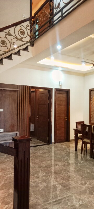 Bedroom in 4 BHK Villa at Gandhi Path – for Sale