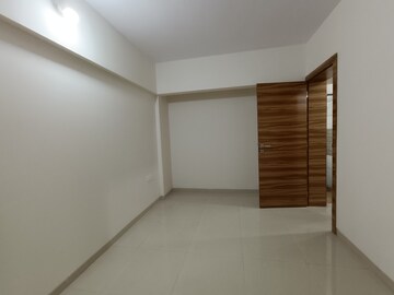 Room in 1 BHK Apartment at Vasai West – for Sale