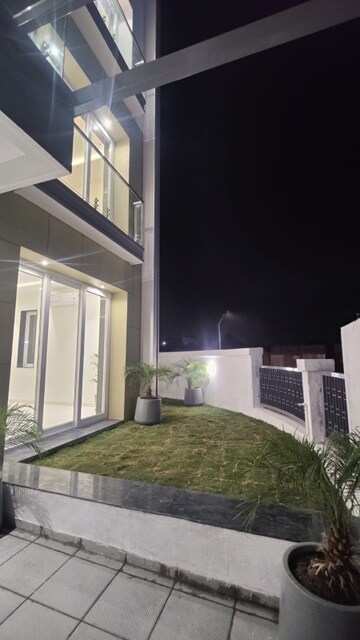 Room in 4 BHK Villa at Godhani – for Sale