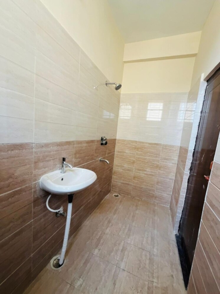 Bathroom, dunda 4 Bedroom 2350 Sq.Ft. Independent House In Dunda Raipur 7158507
