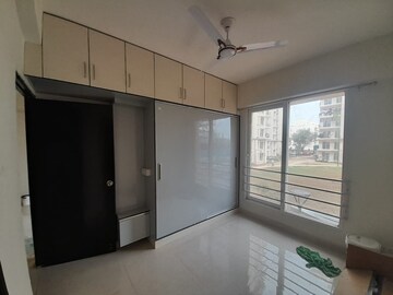 Room in 2 BHK Apartment at Signature The Serenas, Sohna Sector 36 – for Sale