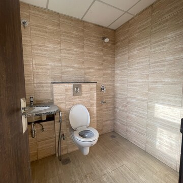 Bathroom in 3 BHK Builder Floor at BPTP Amstoria, Sector 102 – for Sale