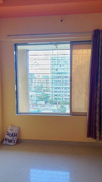 Room in 1 BHK Apartment at Nalasopara West – for Sale