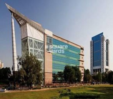 3 BHK Villa For Sale in DLF Atria, Dlf Phase ii
