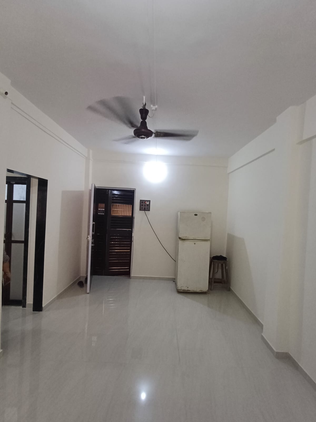 1 BHK Apartment For Sale in Near Prashant Corner