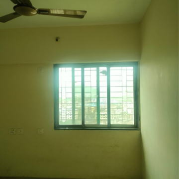 Room in 1 BHK Apartment at Chandrahas CHS, Rbi Colony – for Sale
