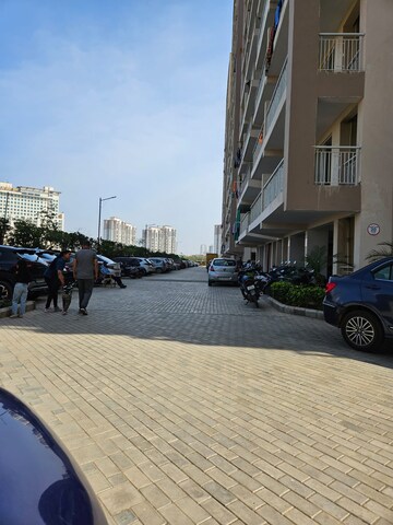Parking in 1 BHK Apartment at Shree Vardhman Green Court, Sector 90 – for Sale