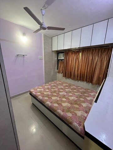 Bedroom in 3 BHK Apartment at Seven Bunglow – for Rent